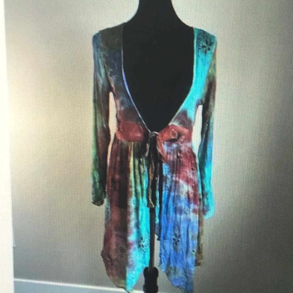 PHOOL Women's Tie Dye Asymmetric Hem Long Sleeve Sheer Cardigan Top Size S
